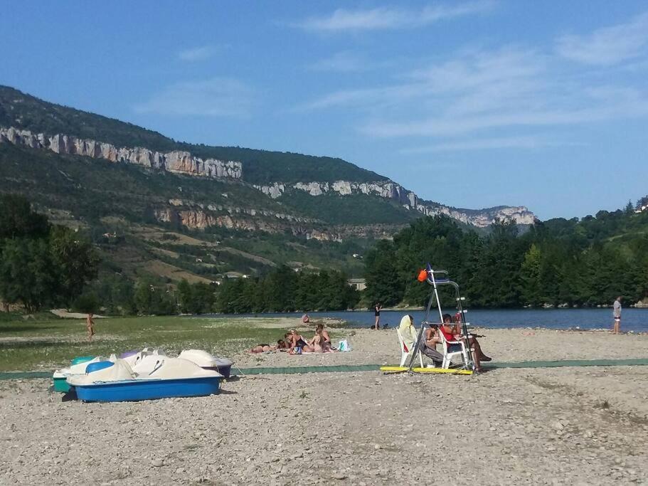 Les Bambous - Rez De Jardin Millau Centre - Parking Privatif, Wifi Lägenhet Exteriör bild